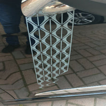 Load image into Gallery viewer, Disappearing Sides